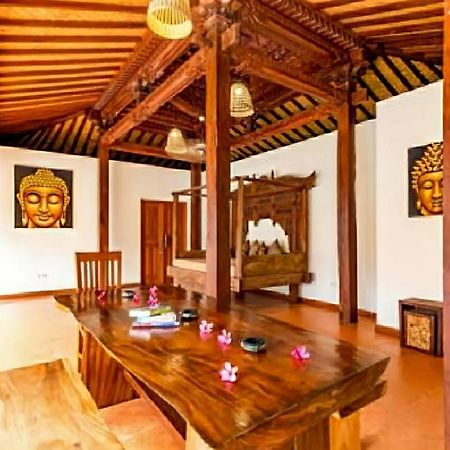 Hotel&Villa B52 Gili Air Esterno foto